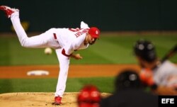 El lanzador de los Cardenales de San Luis, Adam Wainwright.