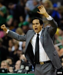 El entrenador Erik Spoelstra de los Miami Heat.